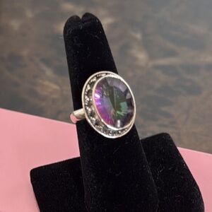 Elegant Silver and Purple Ring